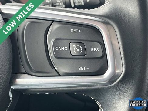 Certified 2020 Jeep Wrangler Unlimited Sahara w/ LED Lighting Group image 27