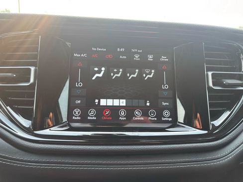 Used 2021 Dodge Durango SXT AWD/4WD image 20