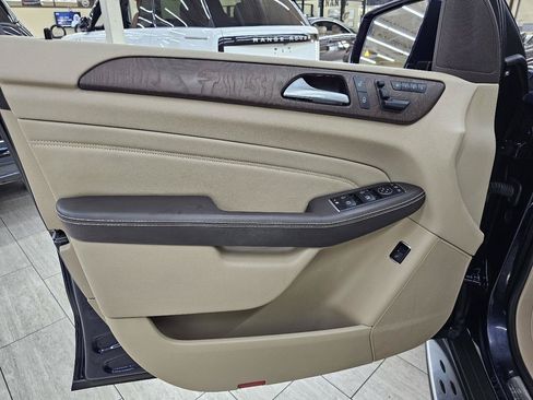 Used 2015 Mercedes-Benz ML 350 2WD w/ Premium 1 Package image 40