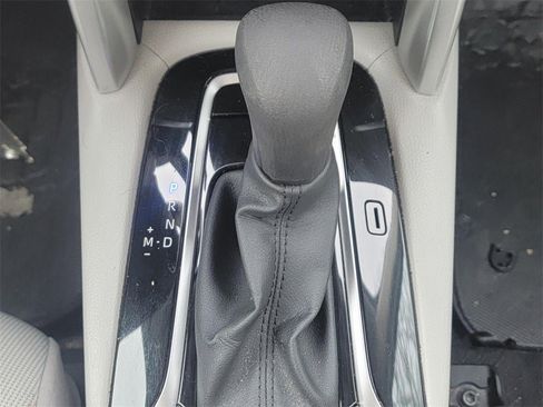 Used 2024 Toyota Corolla Cross L image 22