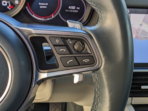 Certified 2019 Porsche Cayenne image 28