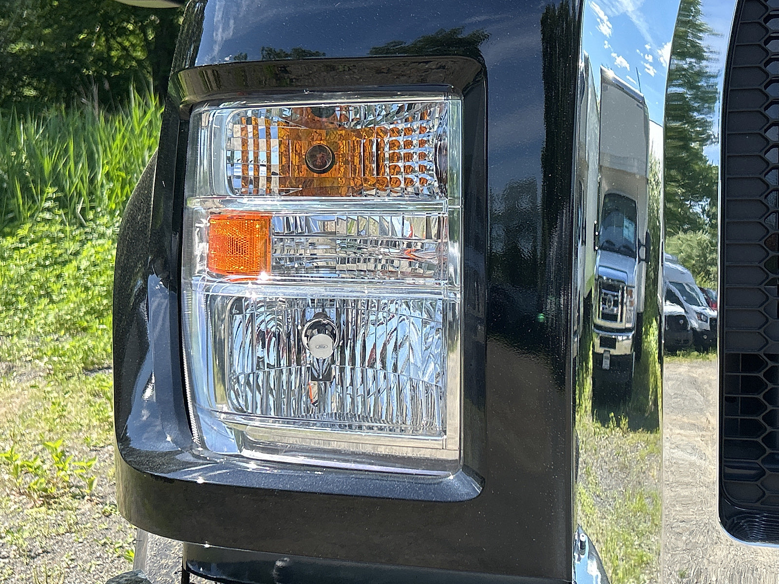 New 2025 Ford F650 2WD Regular Cab Super Duty image 12
