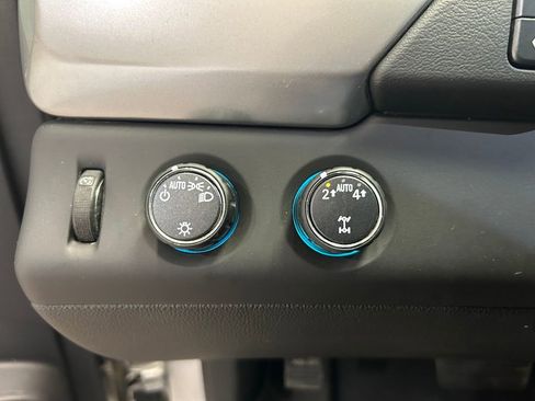 Used 2019 Chevrolet Tahoe LT image 14