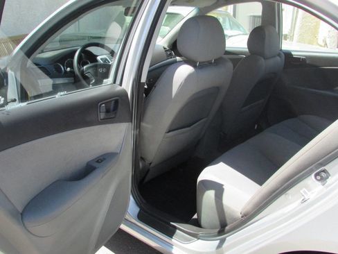 Used 2009 Hyundai Sonata GLS image 19