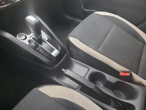 Used 2021 Nissan Versa SV FWD image 26