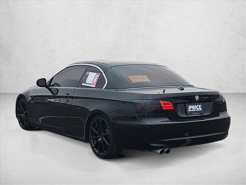 Used 2011 BMW 328i Convertible image 7