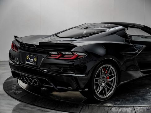 Used 2025 Chevrolet Corvette Z06 image 22