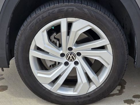 Used 2021 Volkswagen Atlas SE FWD image 9