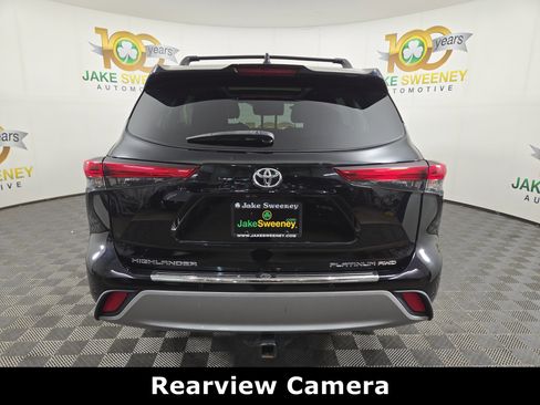 Used 2020 Toyota Highlander Platinum image 7