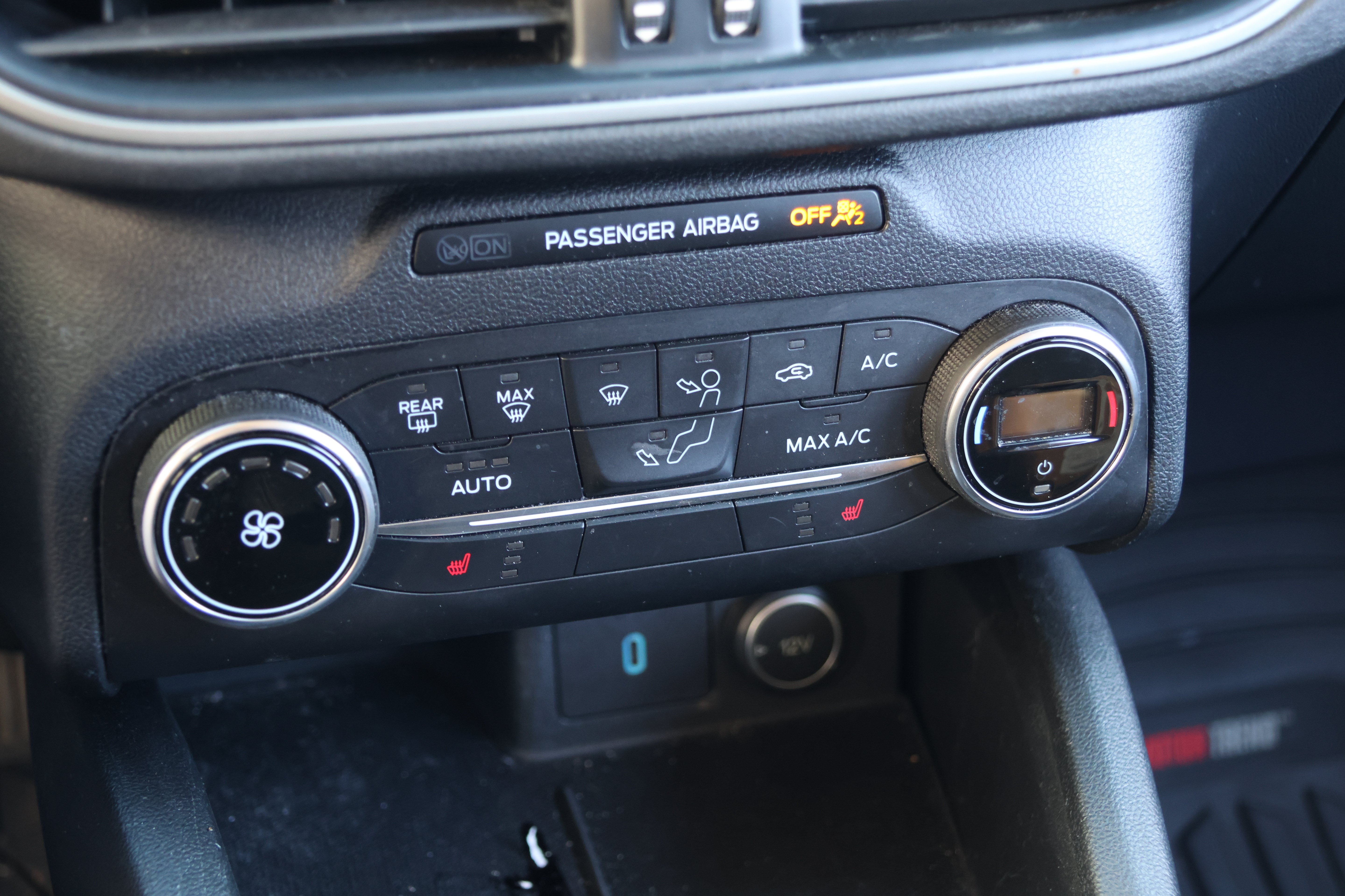 Used 2020 Ford Escape SE FWD image 22