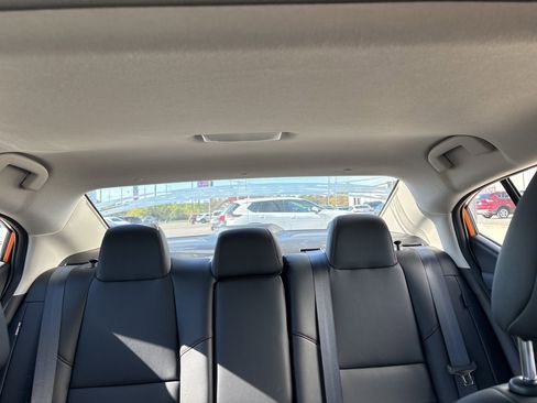 New 2025 Nissan Sentra SR w/ SR Premium Package image 17