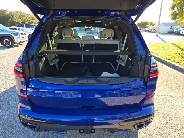 Used 2026 BMW X7 M60i AWD/4WD image 11