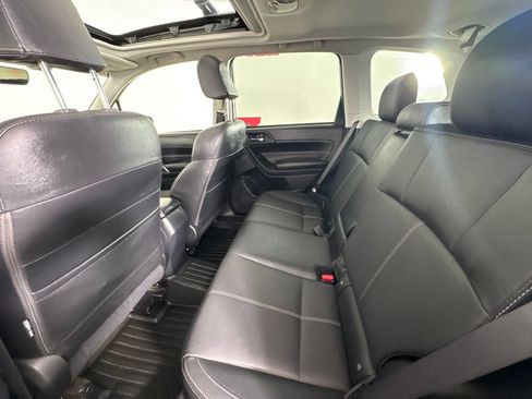 Used 2018 Subaru Forester 2.5i Touring w/ Popular Package #3B AWD/4WD image 39