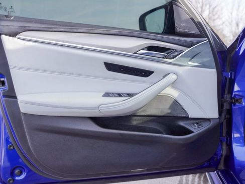 Used 2019 BMW M5 w/ Executive Package image 18