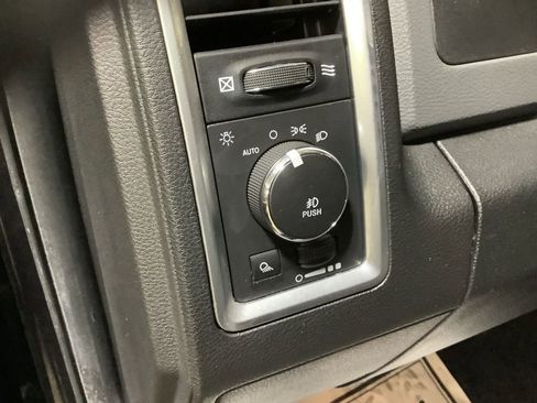 Used 2016 RAM 1500 Big Horn image 23