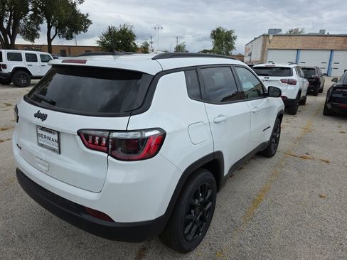 New 2026 Jeep Compass Latitude image 7