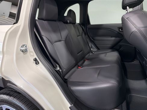 Used 2025 Subaru Forester Limited w/ Popular Package #1 AWD/4WD image 33