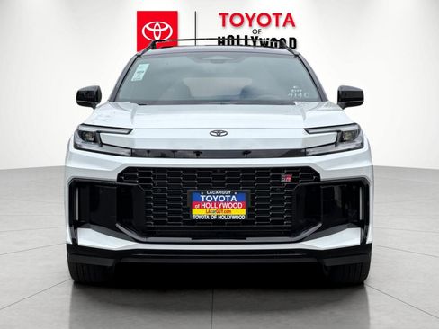 New 2026 Toyota RAV4 AWD Plug-in Hybrid image 8
