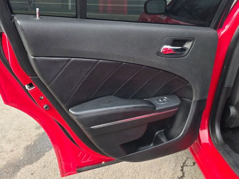 Used 2013 Dodge Charger R/T image 16