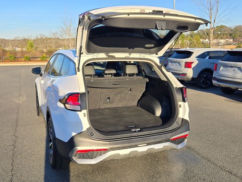 Certified 2023 Kia Sportage EX image 18