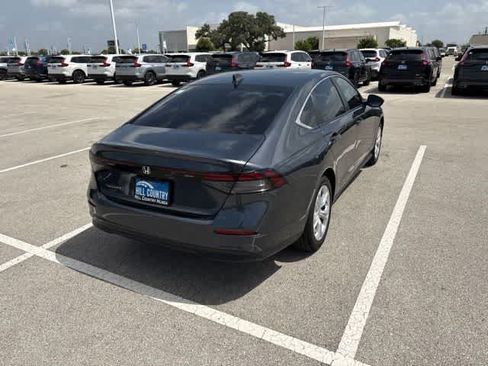 Used 2025 Honda Accord LX image 5