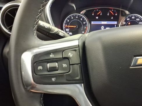 Used 2023 Chevrolet Blazer LT FWD image 17