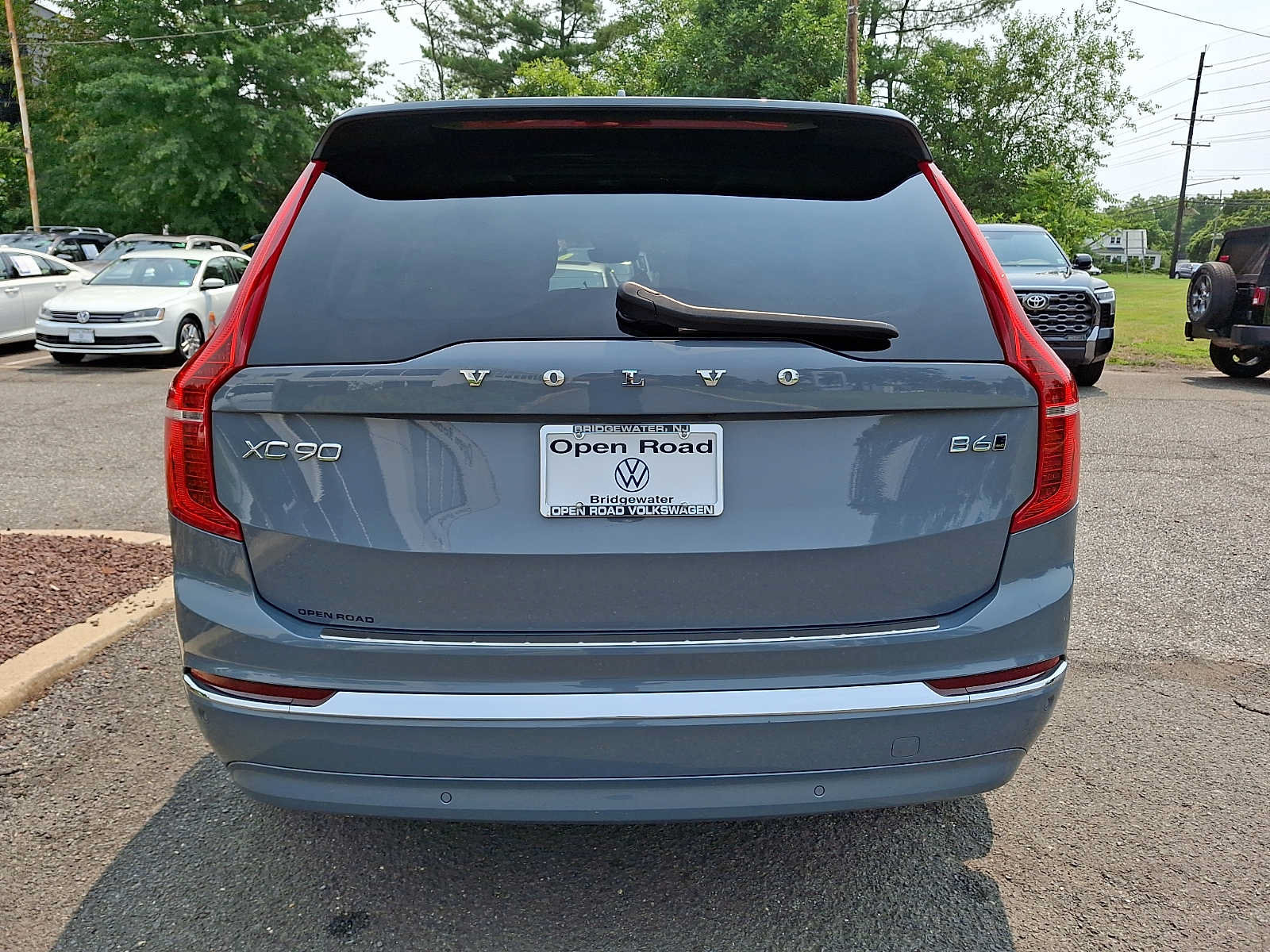 Used 2023 Volvo XC90 B6 Ultimate w/ Protection Package Premier AWD/4WD image 5