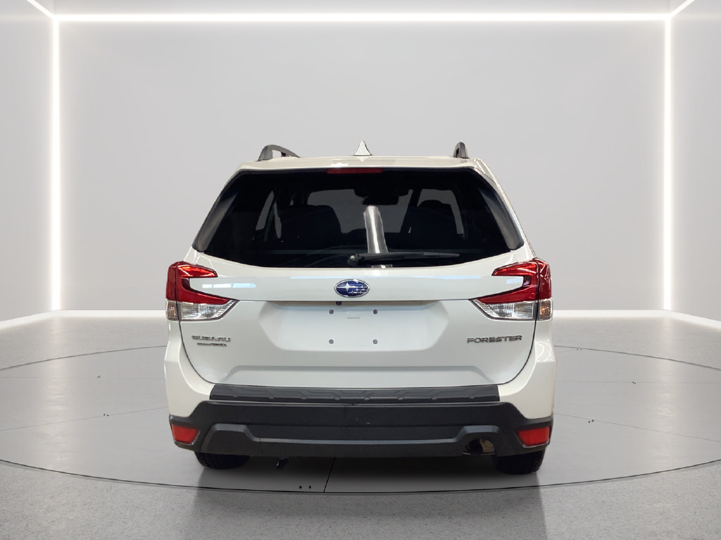Used 2020 Subaru Forester Premium AWD/4WD image 4