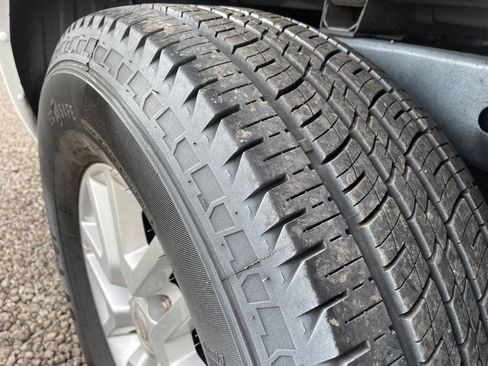 Used 2019 Nissan Frontier SV RWD image 21