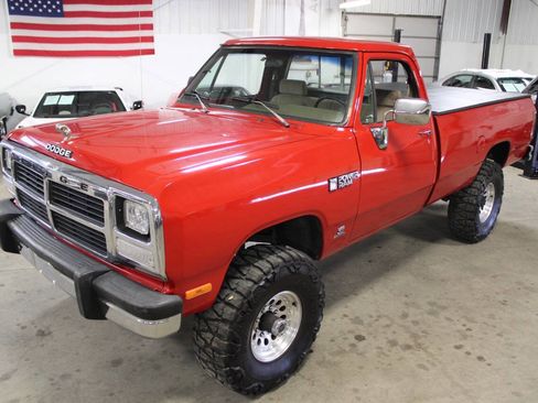 Used 1993 Dodge D/W Truck 250 image 16