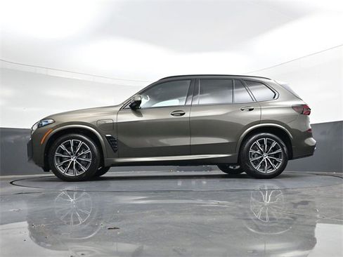 New 2026 BMW X5 xDrive50e w/ M Sport Package image 29