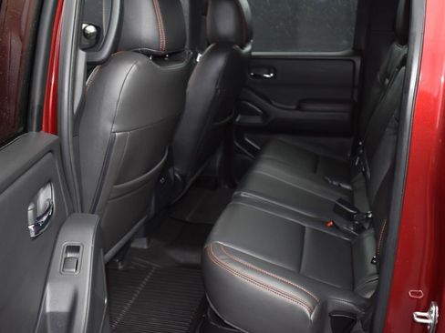 Used 2022 Nissan Frontier PRO-4X w/ Off-Road Protection Package image 11