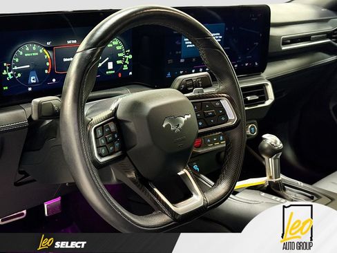 Used 2025 Ford Mustang GT Premium RWD image 14