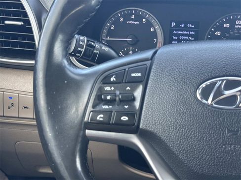 Used 2021 Hyundai Tucson Limited image 23