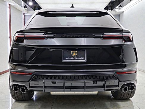 Used 2020 Lamborghini Urus image 9