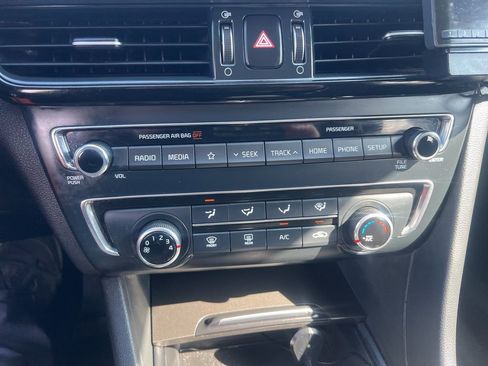 Used 2019 Kia Optima LX image 50