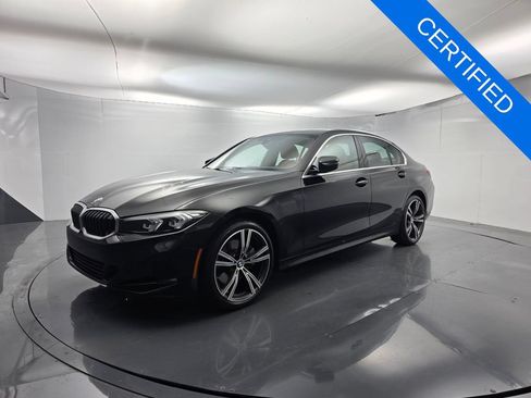 Certified 2024 BMW 330i Sedan w/ Convenience Package RWD image 6