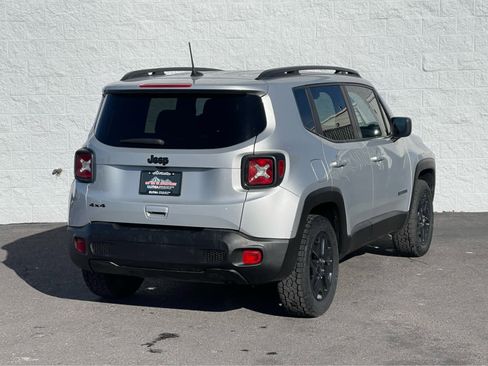 Used 2021 Jeep Renegade Sport image 7