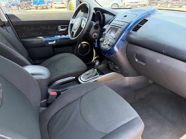 Used 2012 Kia Soul + w/ Audio Pkg FWD image 24
