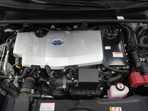 Used 2021 Toyota Prius FWD image 27