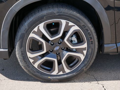 Used 2023 Subaru Ascent Touring AWD/4WD image 15