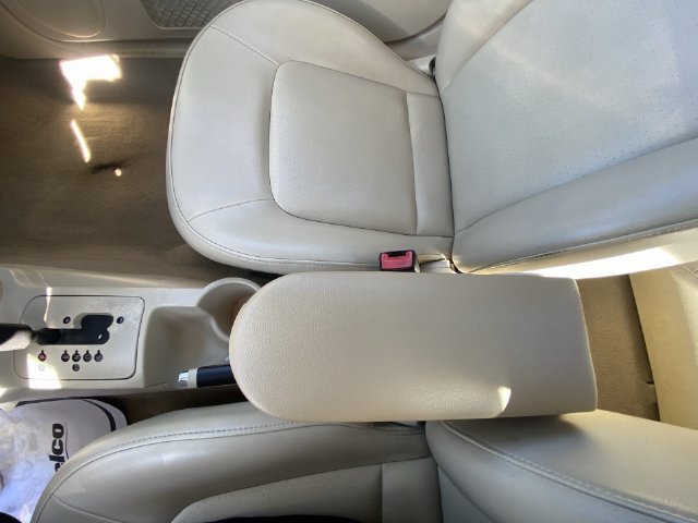 Used 2008 Volkswagen Beetle S FWD image 19