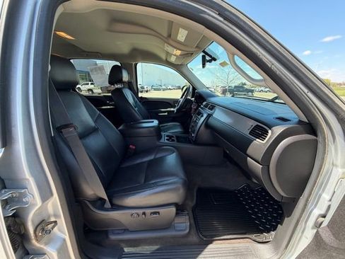 Used 2013 Chevrolet Silverado 1500 LTZ w/ LTZ Plus Package AWD/4WD image 16