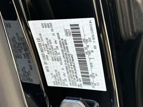 Used 2024 Lincoln Nautilus Black Label AWD/4WD image 29