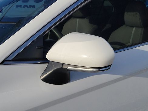 Used 2023 Toyota Camry LE image 11