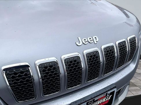 Used 2019 Jeep Cherokee Limited w/ Trailer Tow Group AWD/4WD image 28