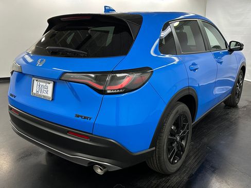 New 2026 Honda HR-V Sport image 9