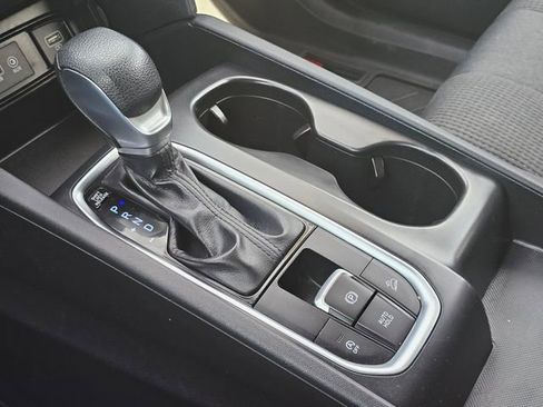 Used 2019 Hyundai Santa Fe SE image 33