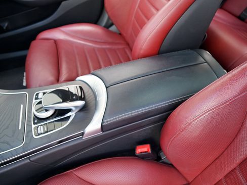 Used 2015 Mercedes-Benz C 400 4MATIC image 31