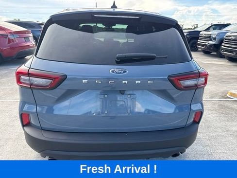 Used 2025 Ford Escape ST-Line FWD image 19
